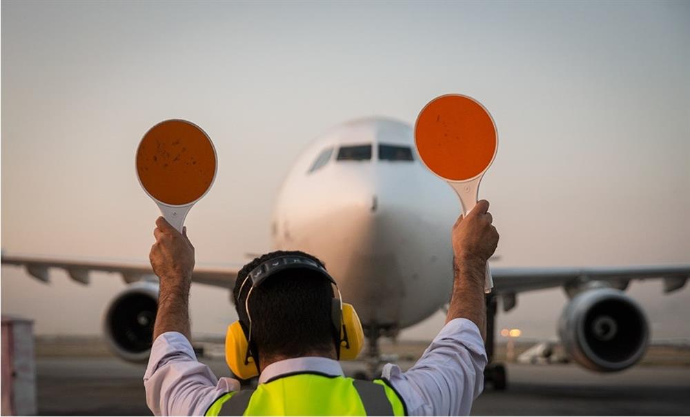 استفاده از گوش گیر برای افرادی که در محیطهای پرسروصدا کار می کنند الزامی است